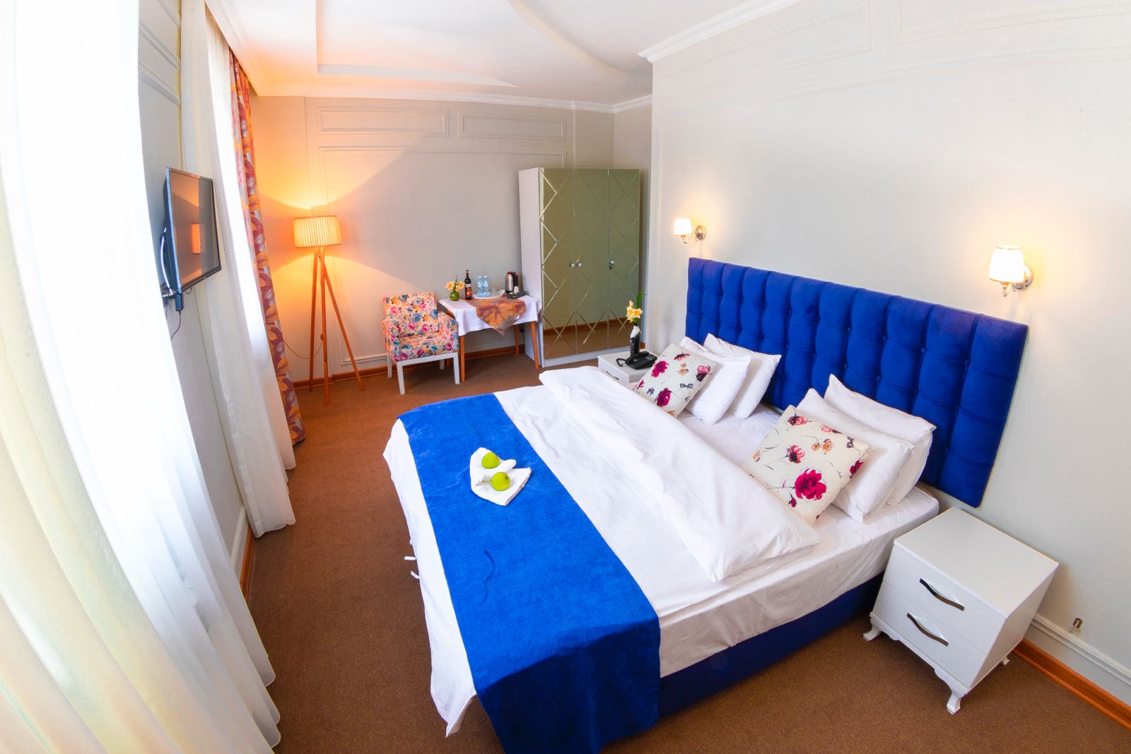 5 Tips to Make Your Hostel Room Feel Like Home